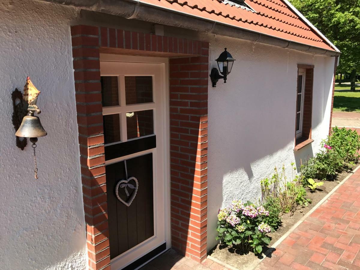 Ferienhaus Wattwurm Rysum エクステリア 写真